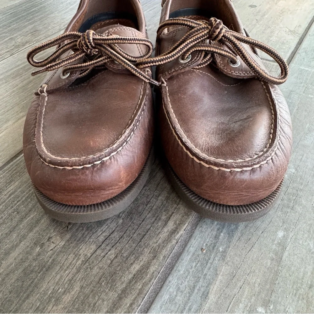 Dockers Vargus Mens Classic Brown Leather Boat Shoes 9.5 w